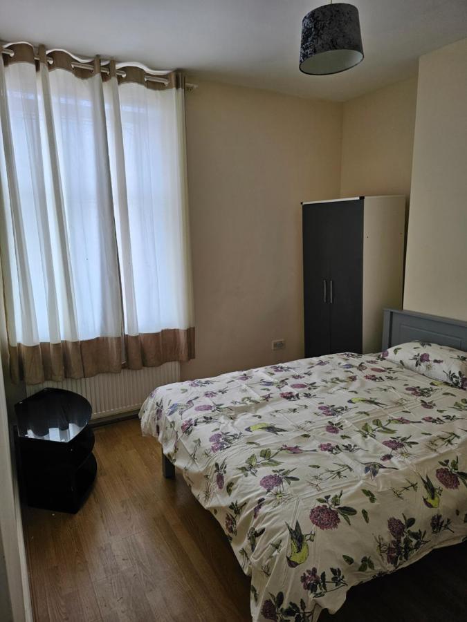 Linday Lodge Бирмингам Екстериор снимка
